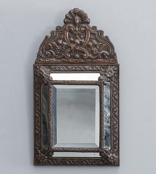 SPEGEL, barockstil, koppar, omkring 1900.