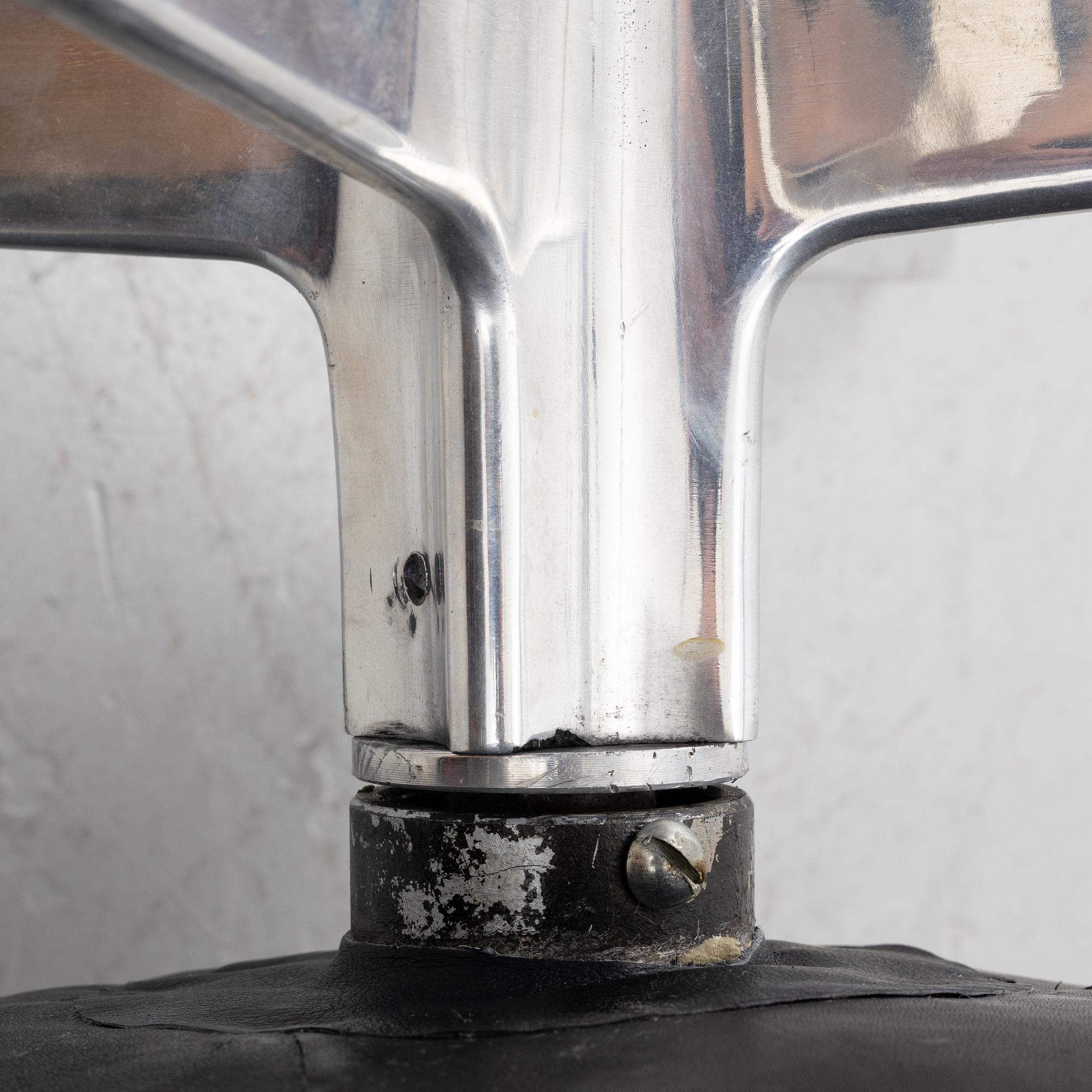 Arne Jacobsen, fåtölj, "Ägget", Fritz Hansen, Danmark, 1960-tal.