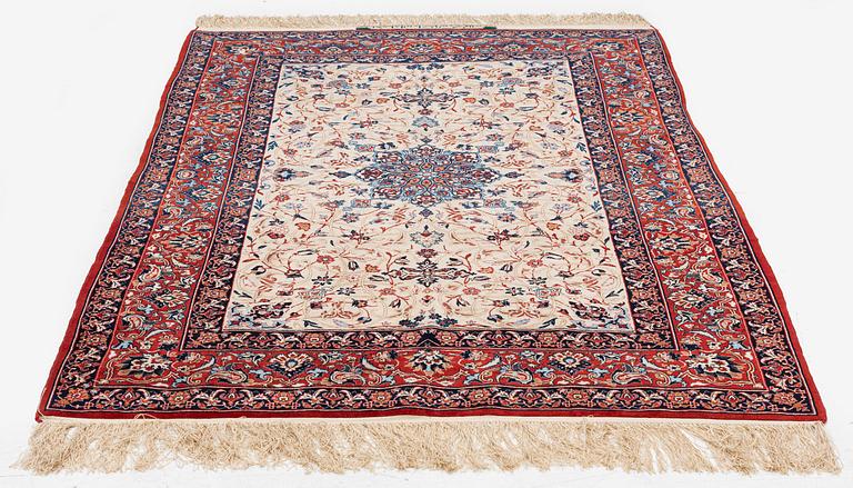 An Isfahan rug by (Mohammed) Seirafian, Central Persia (Iran), c. 170 x 100 cm.