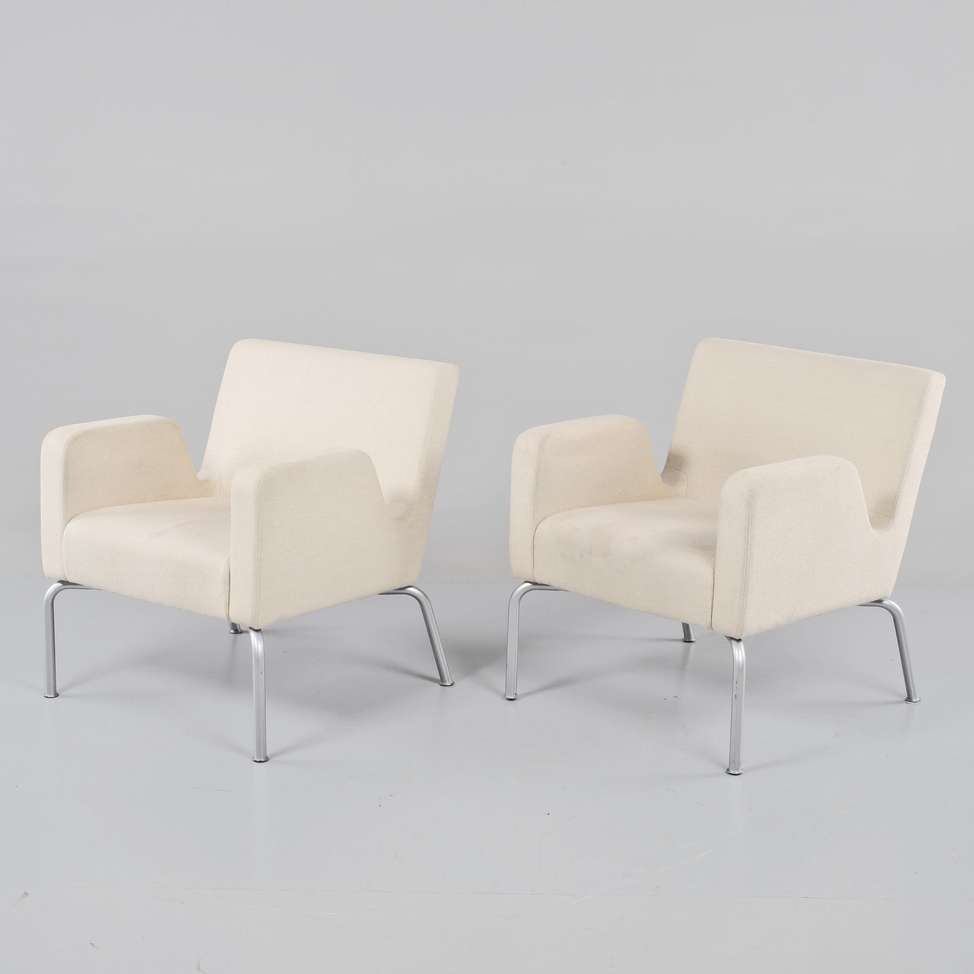 FÅTÖLJER, ett par "Dropp". Design Claesson, Koivisto och Rune, Skandiform, 2000-tal.