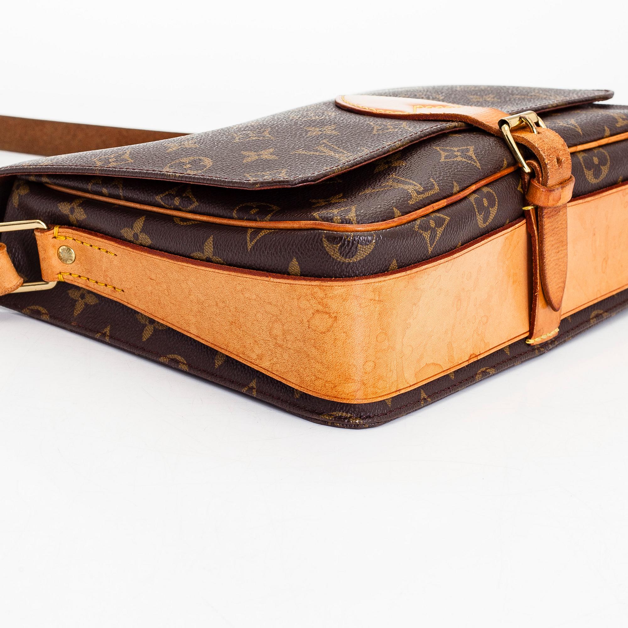 Louis Vuitton, a Monogram Canvas 'Cartouchière' bag.