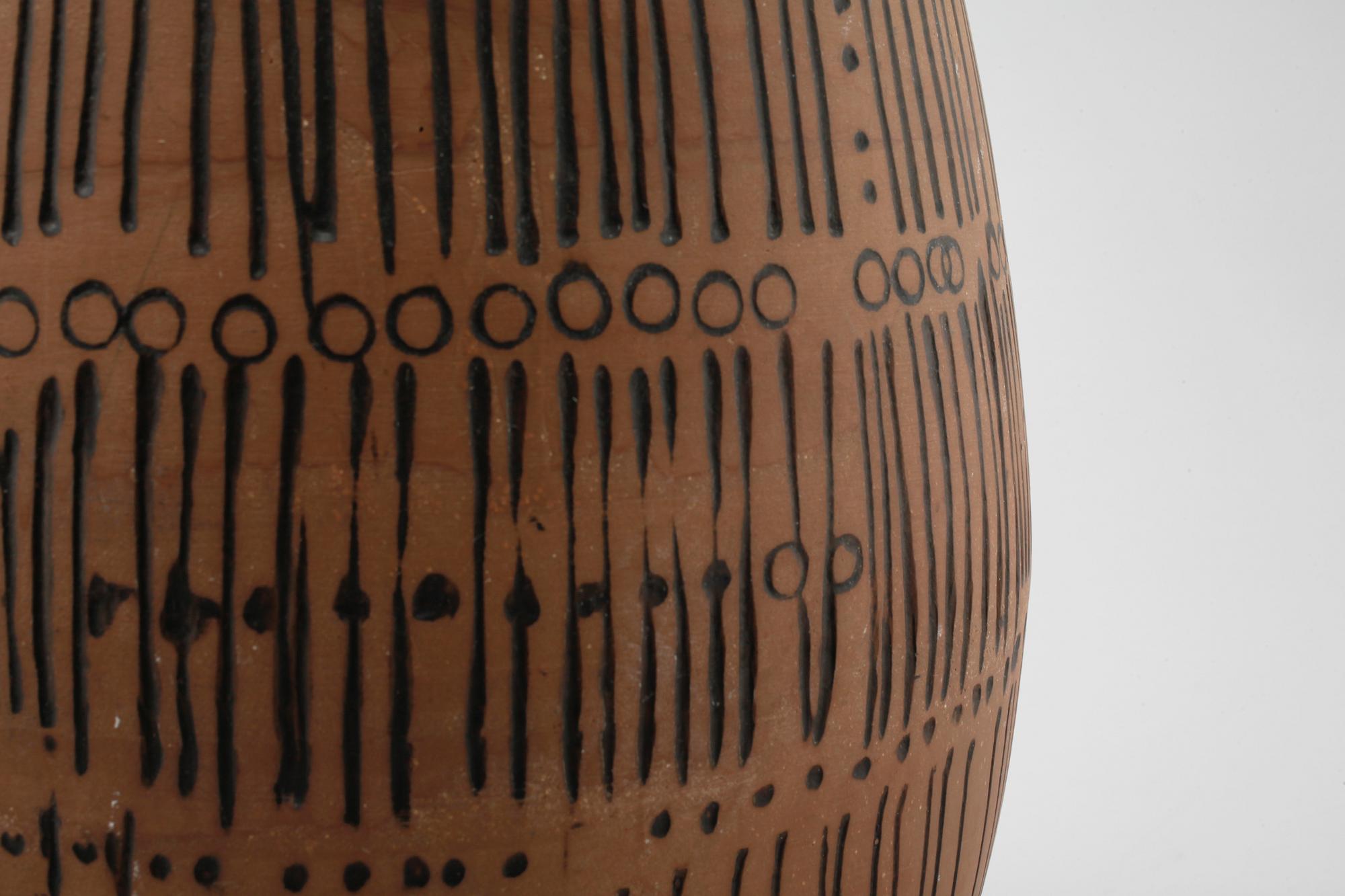 LISA LARSON, vas, stengods, Gustavsberg, omkring 1900-talets mitt.