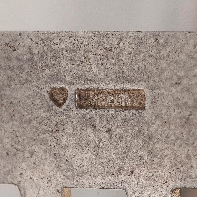 Marja Suna, bracelet, "Selma Bridge", silver, Kaunis Koru, Helsinki 2000.