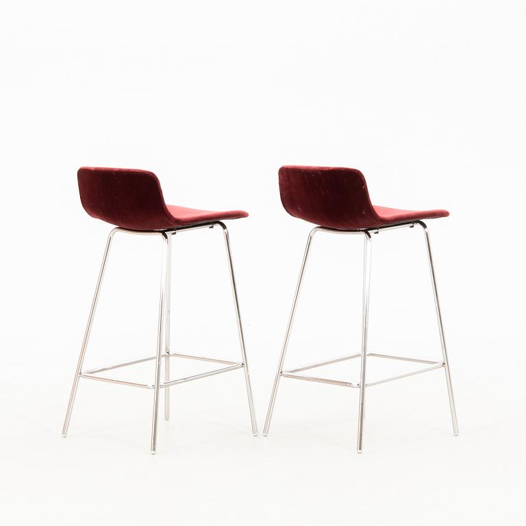 Hee Welling and Gudmundur Ludvik bar stools, 4 pcs "Pato Sledge" for Fredericia, contemporary.