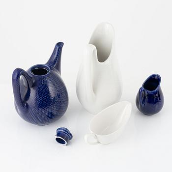 Hertha Bengtson, a 35-piece 'Blå eld' flintware service, Rörstrand.