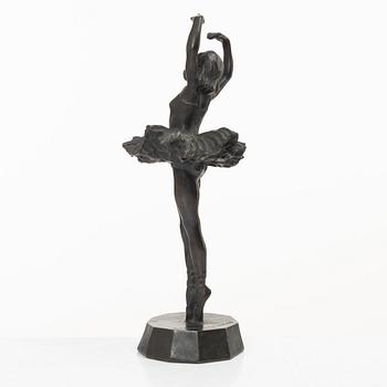 Greta von Braun-Gisenfeld, Dancer.
