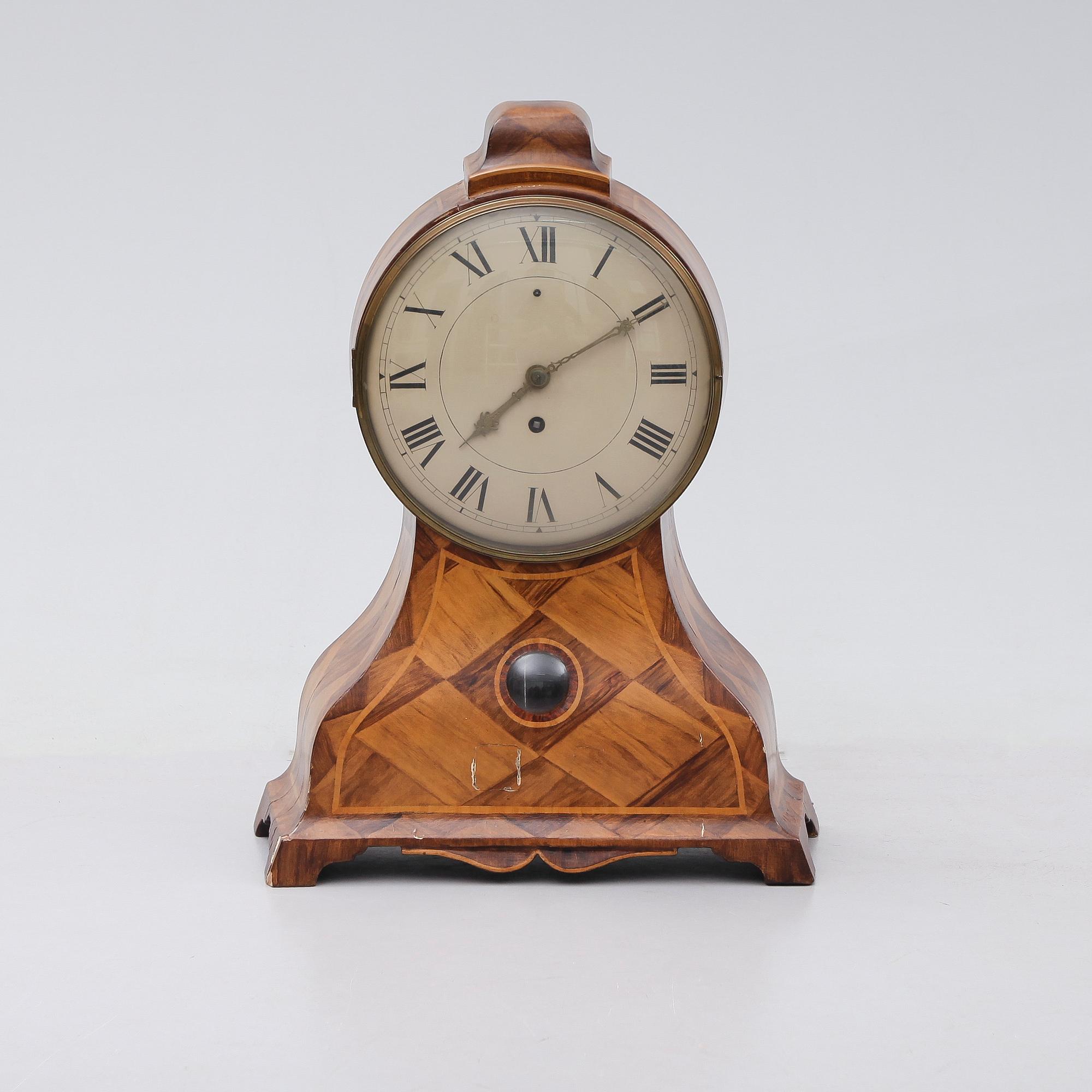 BORDSPENDYL, 1800-talets andra hälft.