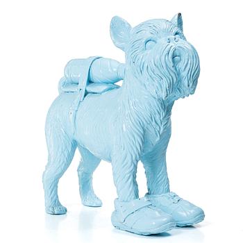 William Sweetlove, Cloned Griffon Bruxellois with pet bottle.