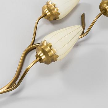 A MID 20TH CENTURY WALL LIGHT, Astra.