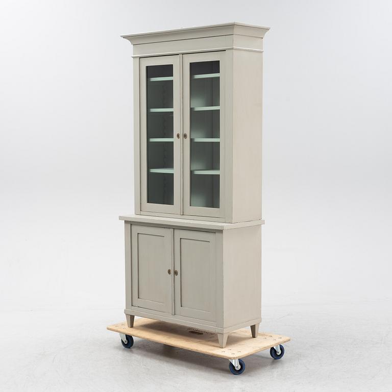 Bokskåp, tidigt 1900-tal.