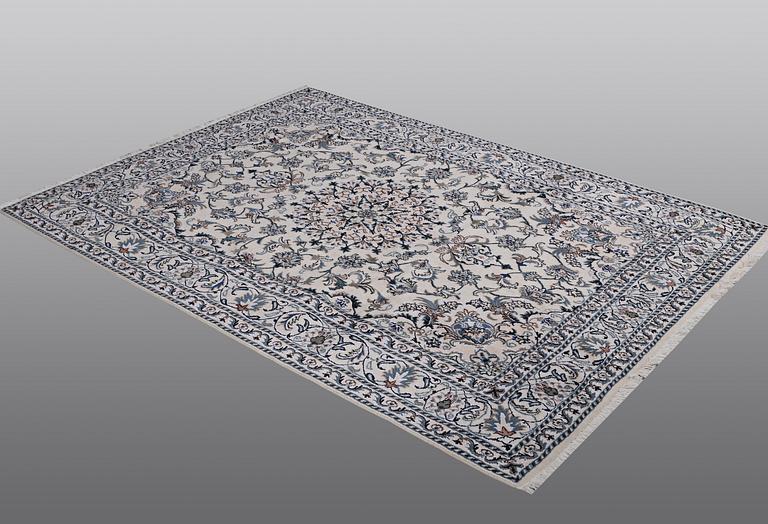 Matto, Nain, part, silk, ca 230 x 158 cm.