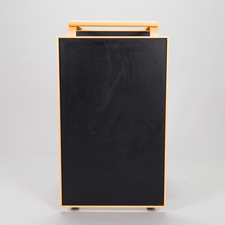 Alvar Aalto,  serveringsvagn 901, Artek, 1900-talets slut.