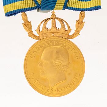 Medalj "För nit och redlighet i rikets tjänst" 18 och 23 K guld.