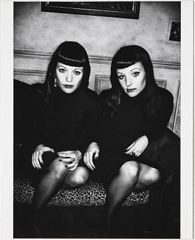 Anders Petersen, "Twins, Paris, 2006".