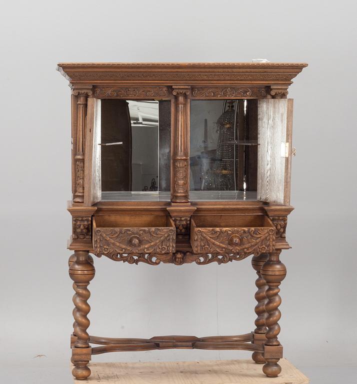 BARSKÅP, barockstil, 1900-talets andra hälft.