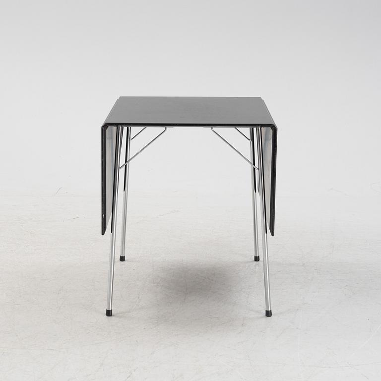 Arne Jacobsen, klaffbord, modell 3601, Fritz Hansen, Danmark, 1960-tal.