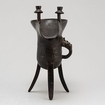 RITUELLT VINOFFERKÄRL (Jue), brons, Kina, 1900-tal.
