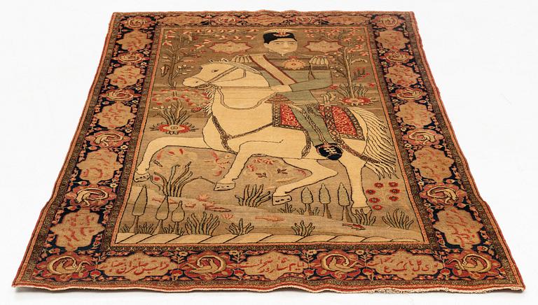 An antique Souf Kashan so called Mohtasham rug, ca 196,5 x 128,5.
