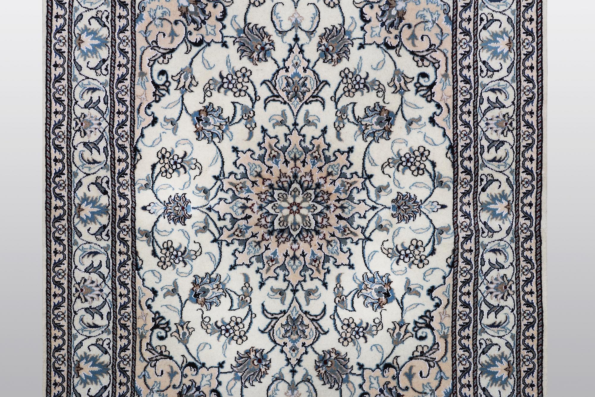 Matto, Nain, 9 LAA, part silk, ca 212 x 150 cm.