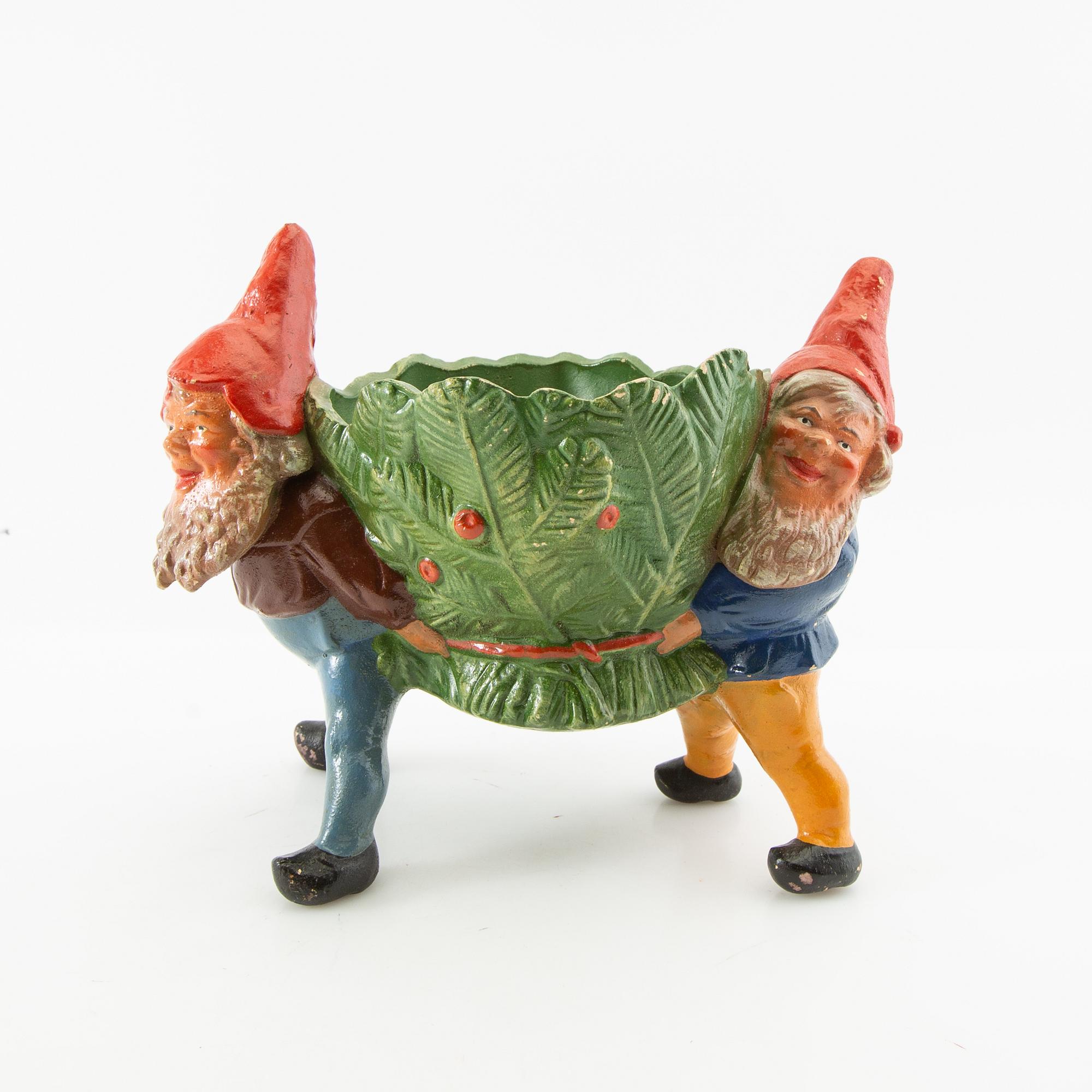 A collection of gnomes 15 pcs mostly Germany 20th century.