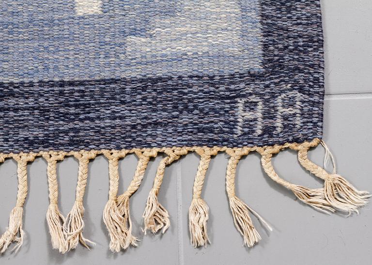 A flatweave by Åsa Åkerblom, signed ÅÅ, second half of the 20th century, 282 x 195 cm.