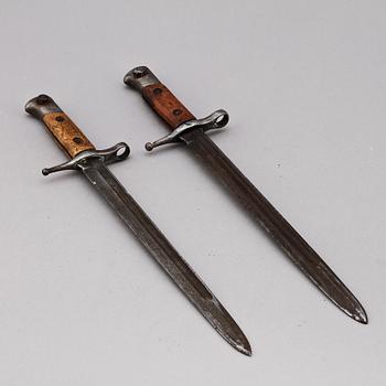 BAJONETTER, 2 par, Italien, 1800-talets tredje kvartal.