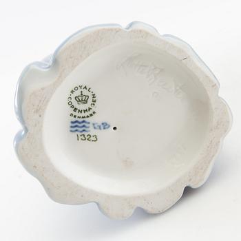 Figuriner 4 st Royal Copenhagen/Bing & Grøndahl 1900-talets mitt/andra hälft porslin.