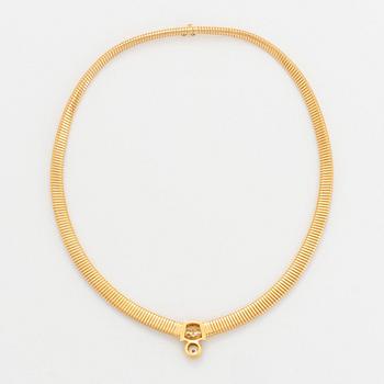 Collier 18K guld med en rund briljantslipad diamant.