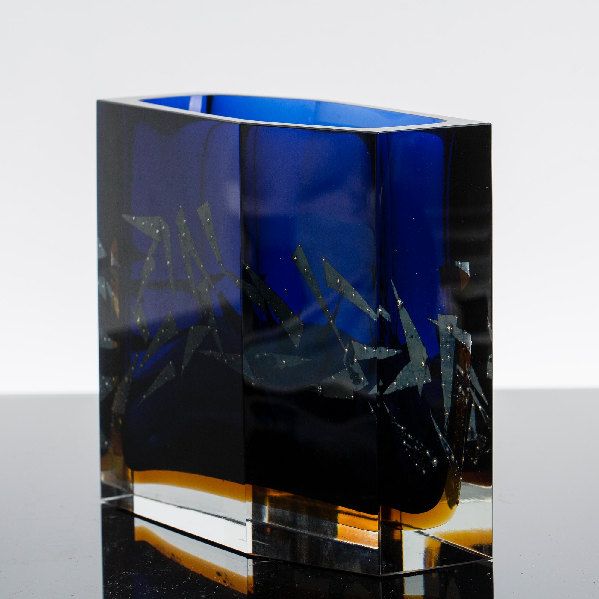 VAS, glas, Pavel Hlava, Bohemia, Tjeckoslovakien, etsad signatur samt etikett.