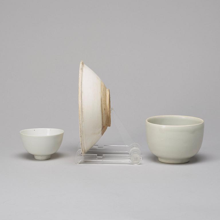 A group of white glazed bowls, South East Asian, presumably 17th Century.