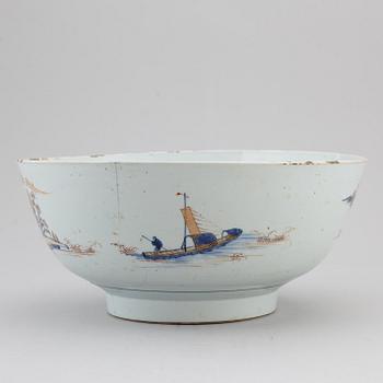 A large blue and white fish bowl/punch bowl, Qing dynasty, 18th Century.