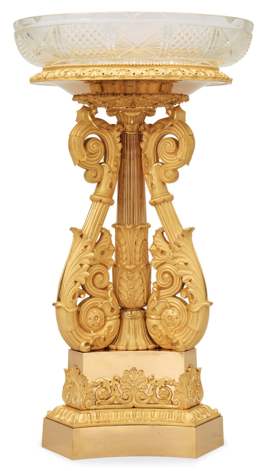 BORDSUPPSATS. Senempire, 1800-talets början.