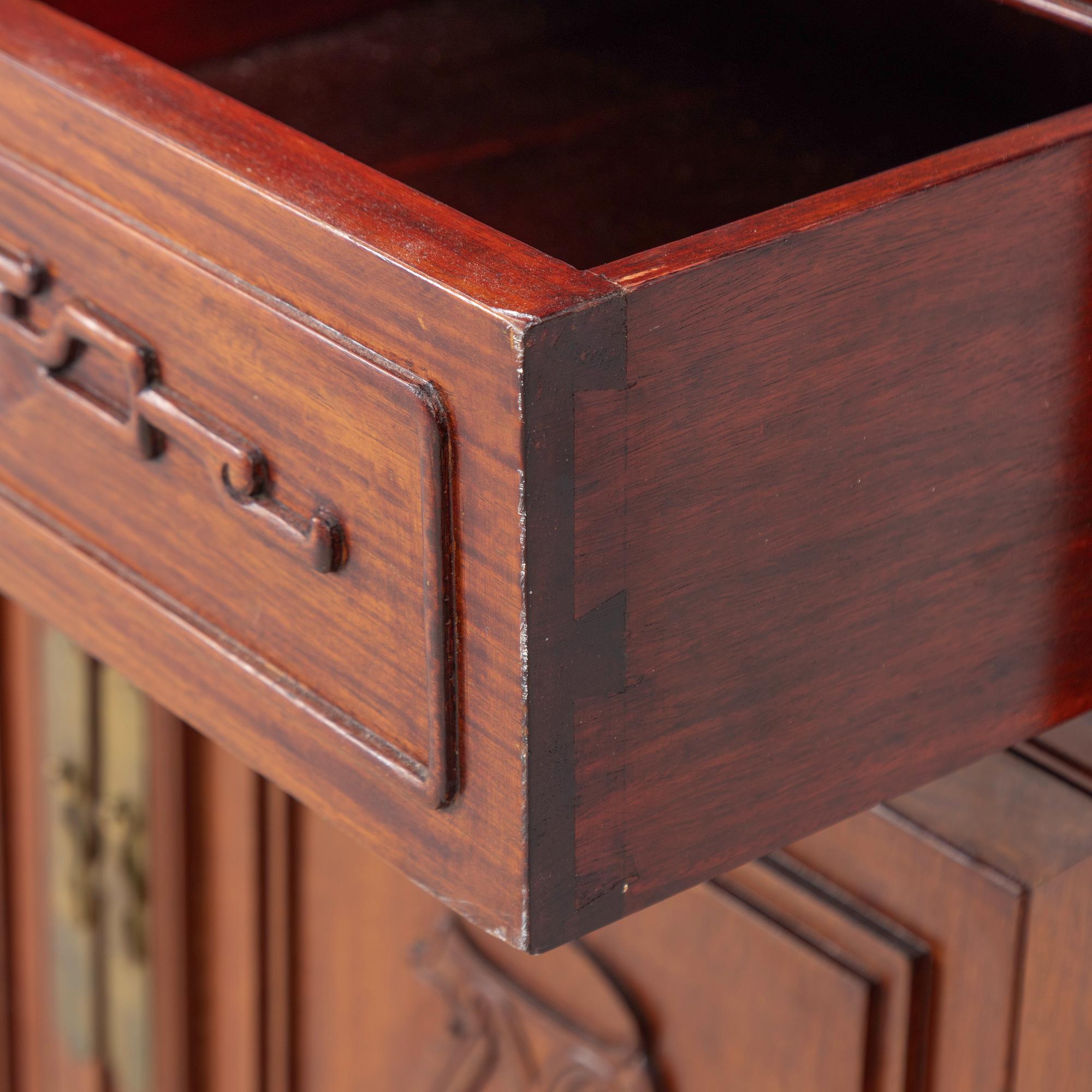Display cabinet, Southeast Asia, contemporary.