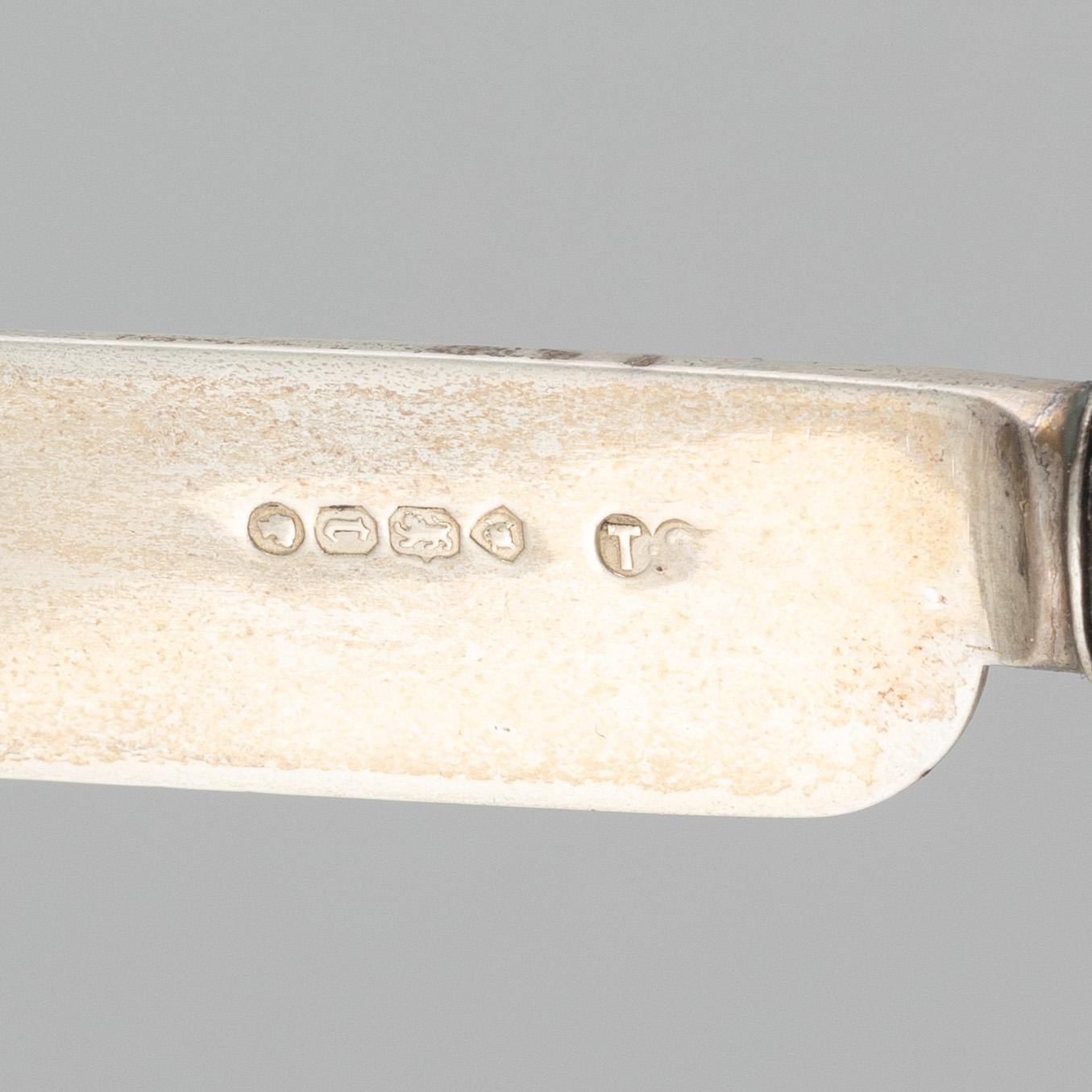 Bestick, 12 st, silver, London, England, 1858.