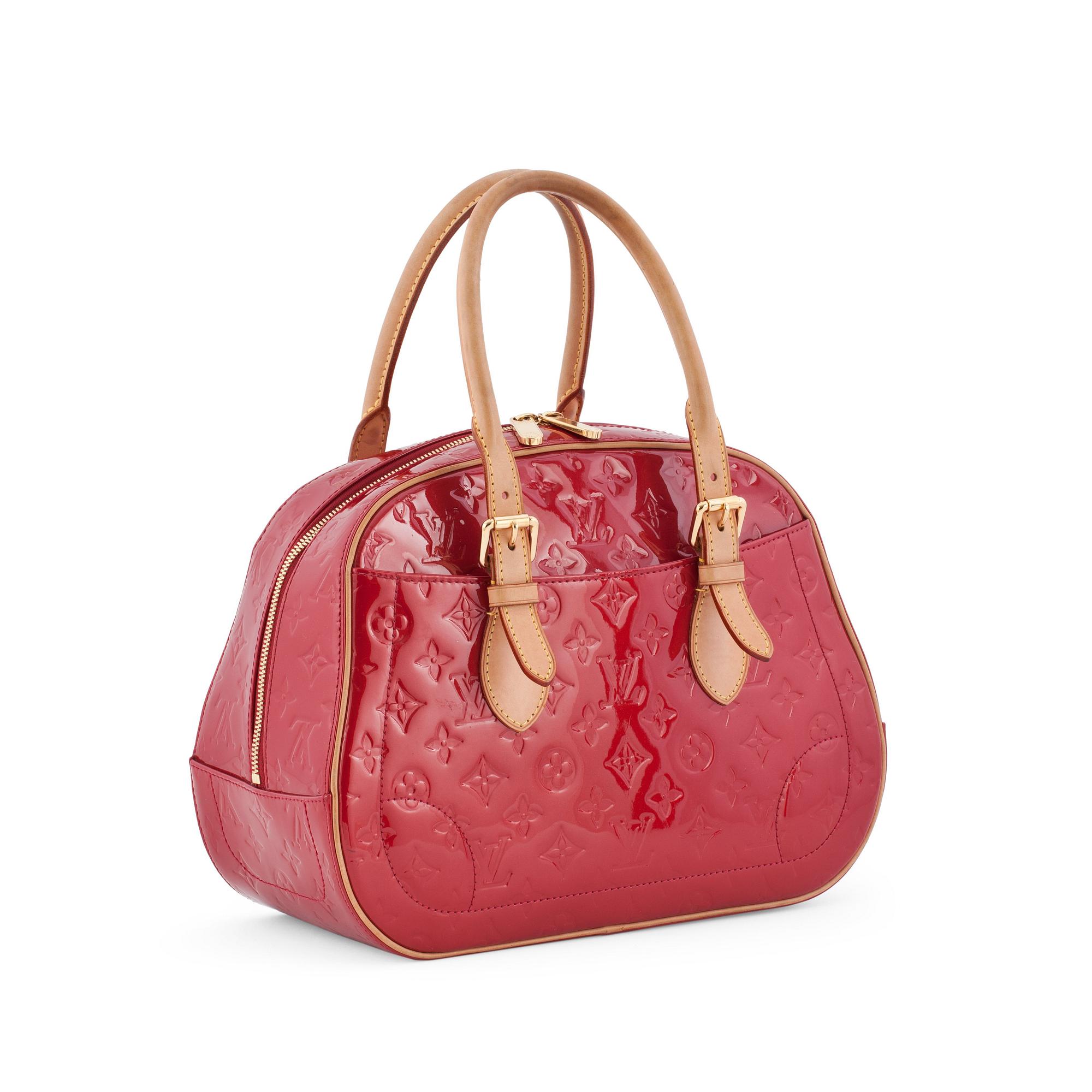 LOUIS VUITTON, a red vernis handbag, "Summit Drive".