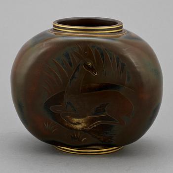 VAS, stengods, Oskar Dahl, Alp, Lidköping,1900-talets första hälft.