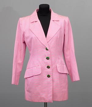 KAVAJ, Yves Saint Laurent.