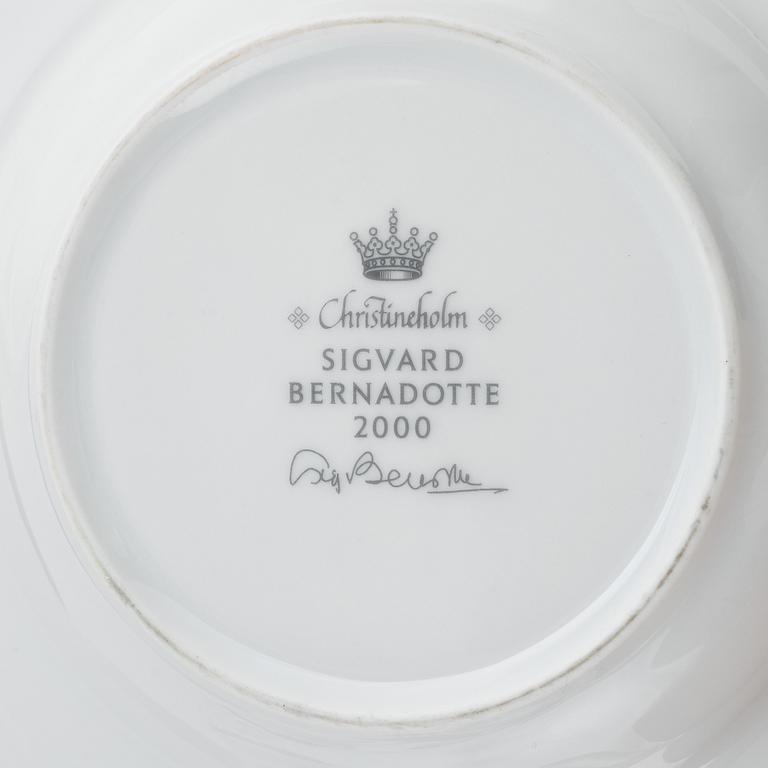 Sigvard Bernadotte, matservis, 47 delar, porslin, "Millennium-line Marianne", Christineholm, Fyrklövern.