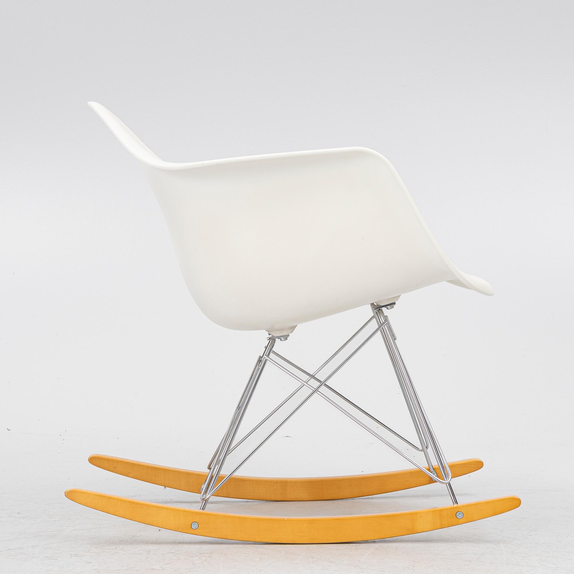 Charles & Ray Eames, gungstol, "Eames plastic armchair RAR", Vitra, 2012.