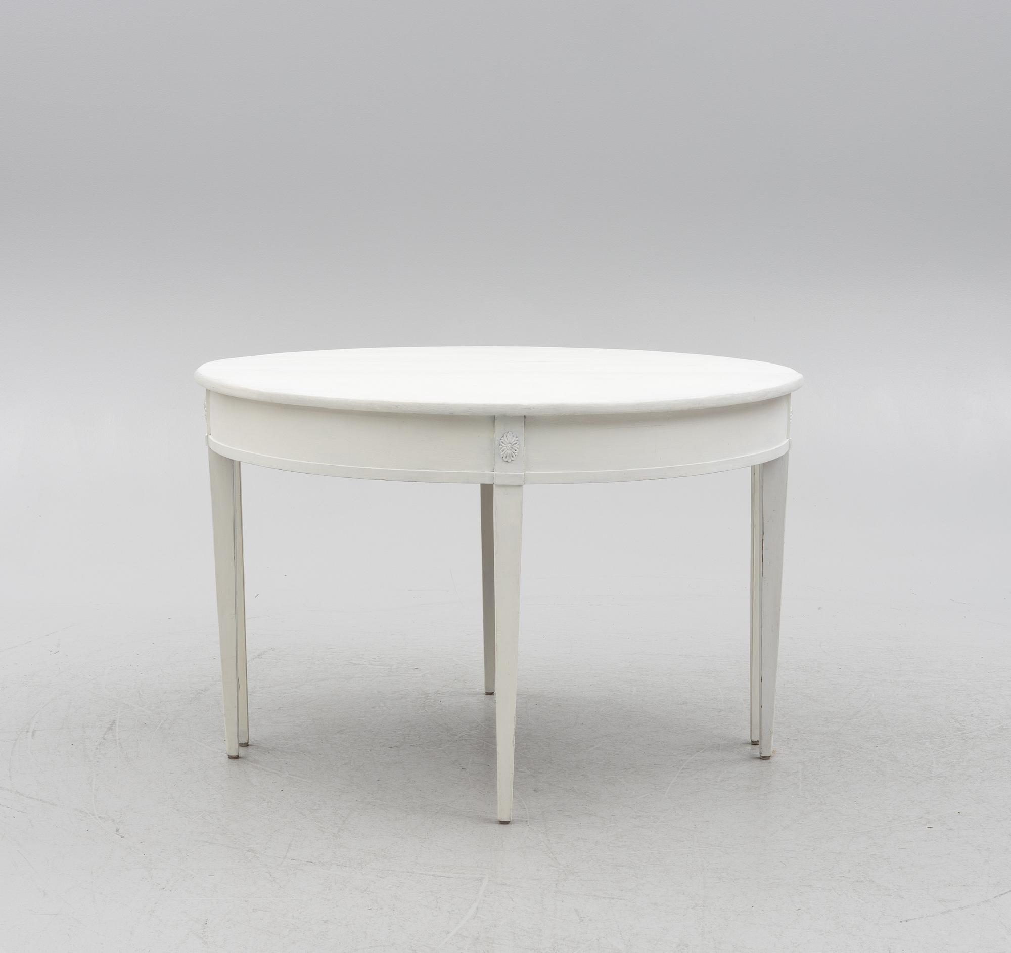 Dining table, Gustavian style, 19th century.