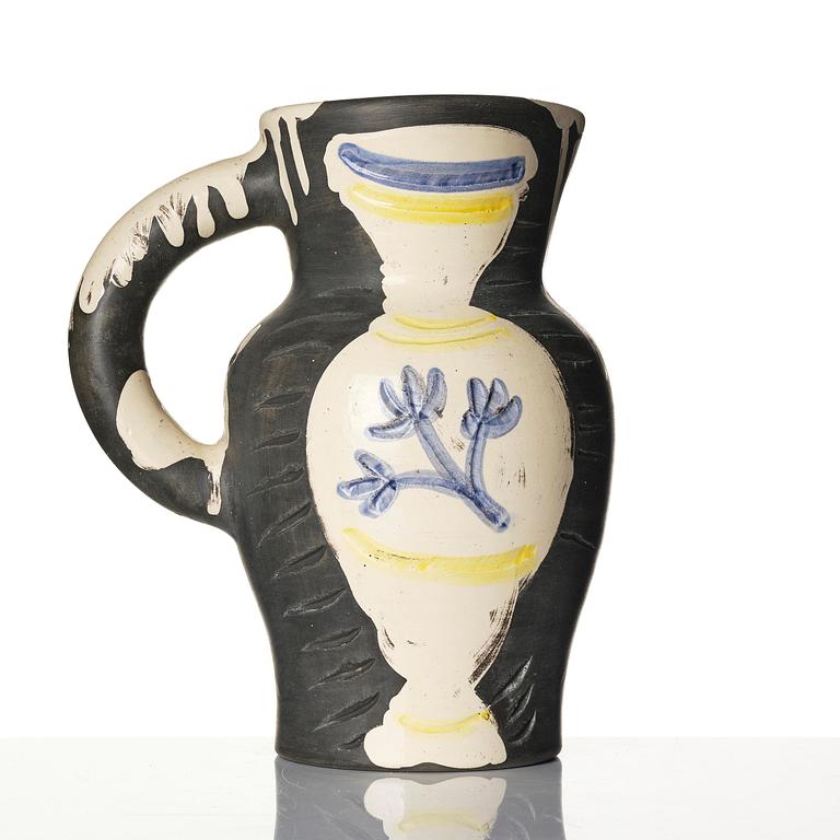 Pablo Picasso, kanna, fajans, "Pichet au vase" (A.R. 226), Madoura, Vallauris, Frankrike, efter 1954.