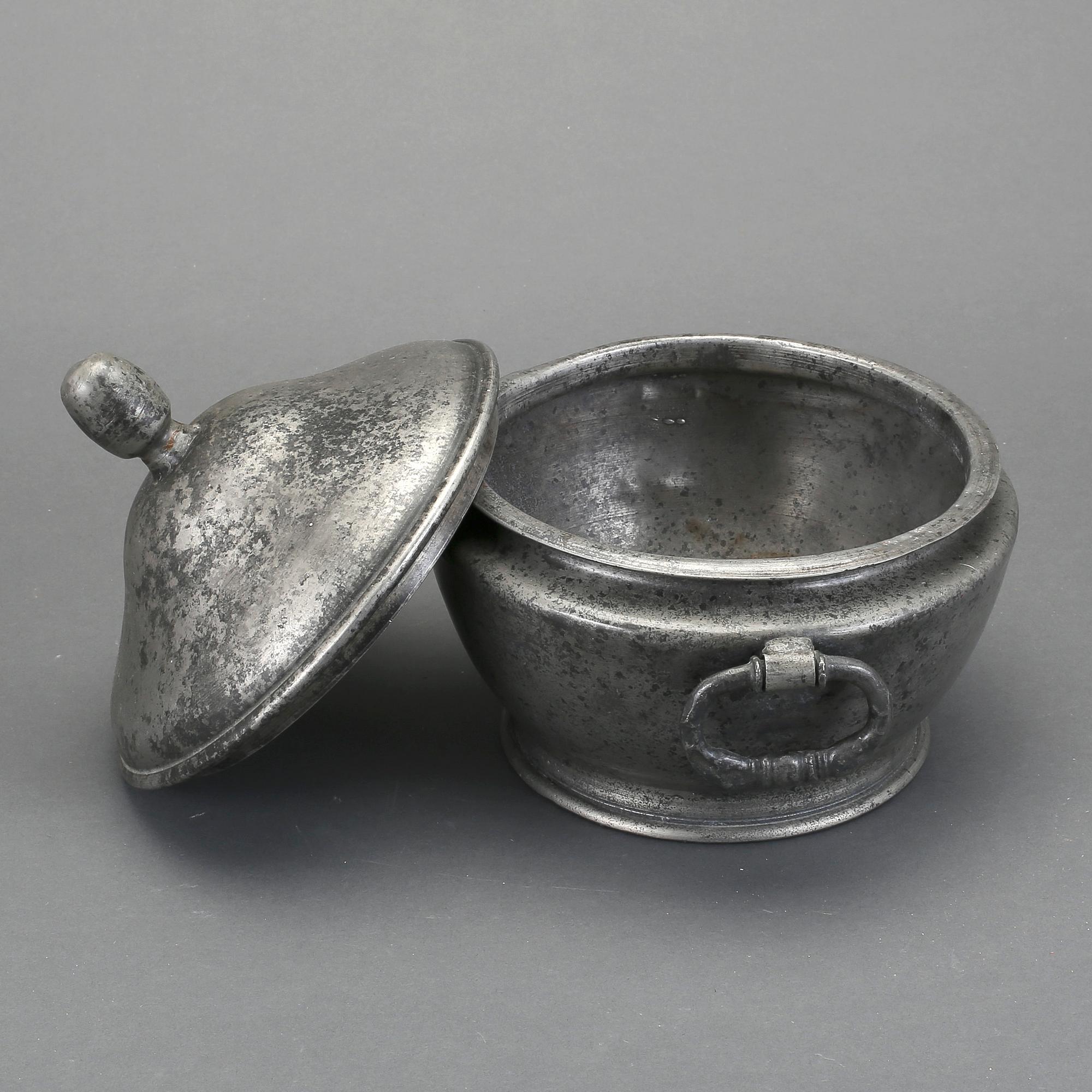 TERRIN, tenn, troligen Tyskland, tidigt 1800-tal.