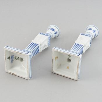 Royal Copenhagen, a pair of porcelaine candlesticks, 'Musselmalet', Denmark.