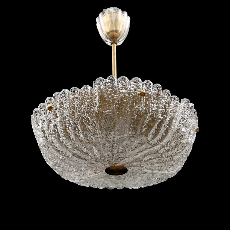 TAKLAMPA, sannolikt Carl Fagerlund, Orrefors, 1900-talets andra hälft. Höjd ca 58 cm.