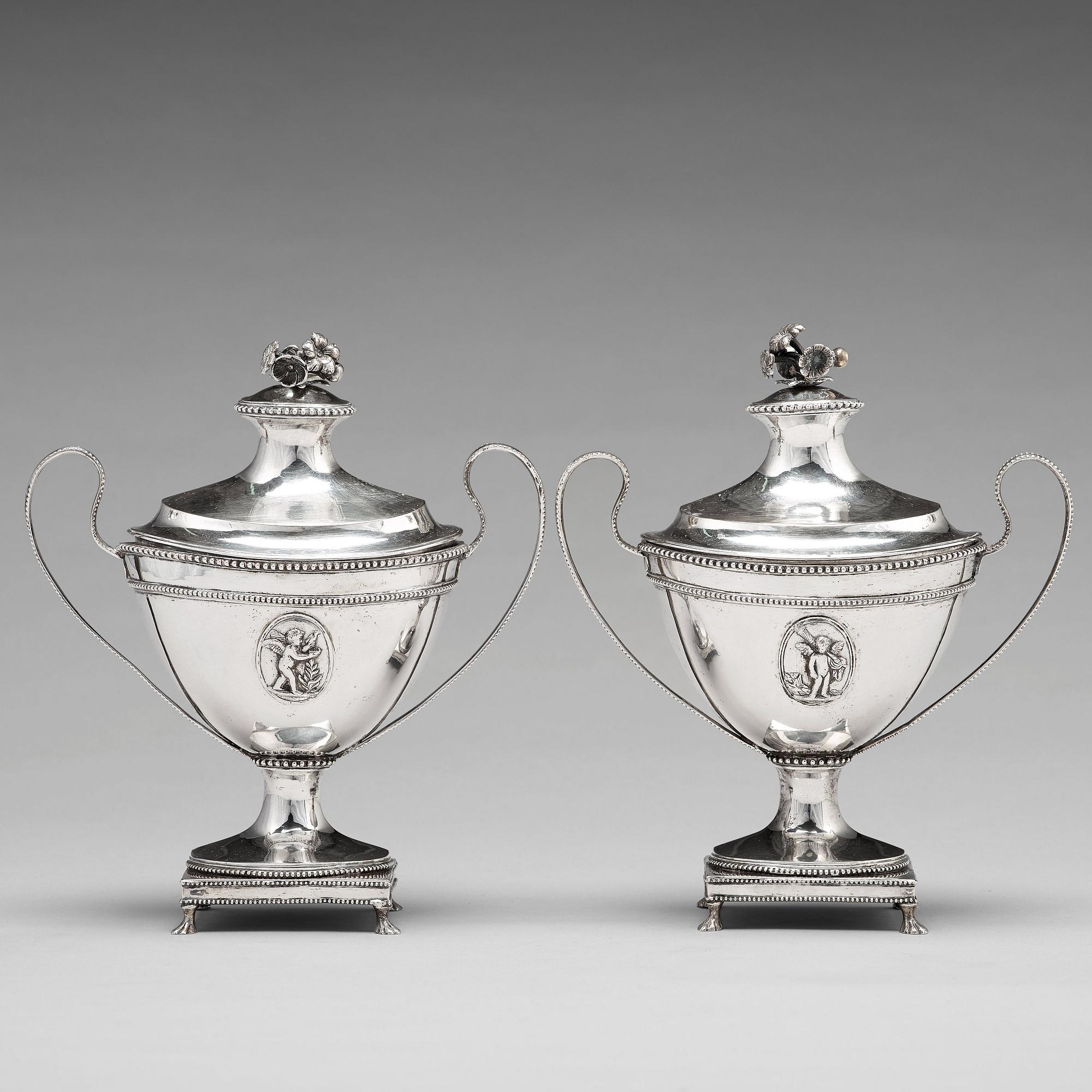 Johan Fagerberg, sockerskålar ett par, silver, Karlskrona 1789. Gustavianska.