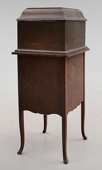 VEVGRAMMOFON, modell 103, His Master Voice, 1900-talets första hälft.