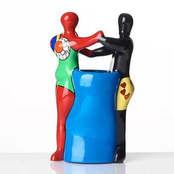 Niki de Saint Phalle, “Dancing Couple”.