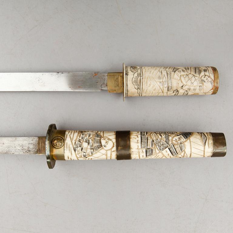SVÄRD, 2 st, orientaliska, 1800-/1900-tal.