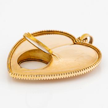 Heart locket, 18K gold with glass.