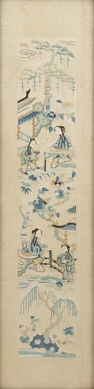A Chinese silk embroidery, late Qing dynasty / around 1900.